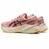 Trainers Asics Novablast 3 Salmon