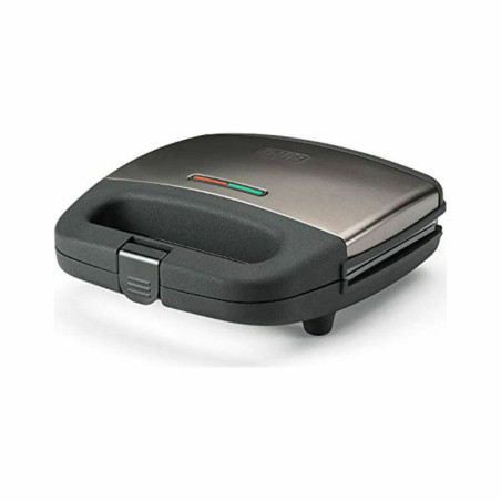 Sandwich Maker Black & Decker BXSA751E 750W 750 W