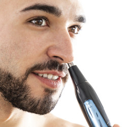 4 in 1 Rechargeable Ergonomic Multifunction Shaver Trimfor InnovaGoods