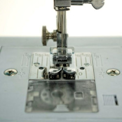 Sewing Machine Łucznik LENA 2019