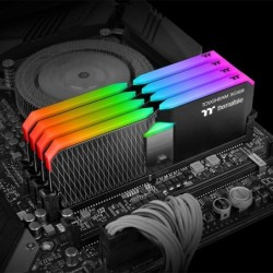 RAM Memory THERMALTAKE Toughram XG RGB CL18 16 GB 32 GB