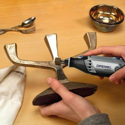 Multi-tool Dremel 3000-15