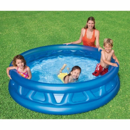 Inflatable pool   Intex