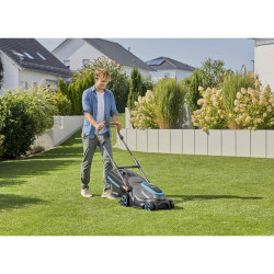 Lawn mowing robot Gardena