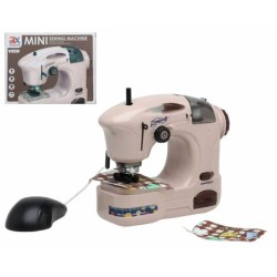 Toy sewing machine