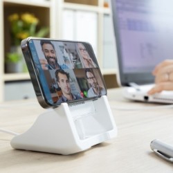 Multi-position Wireless Charger with Support Base Pomchar InnovaGoods